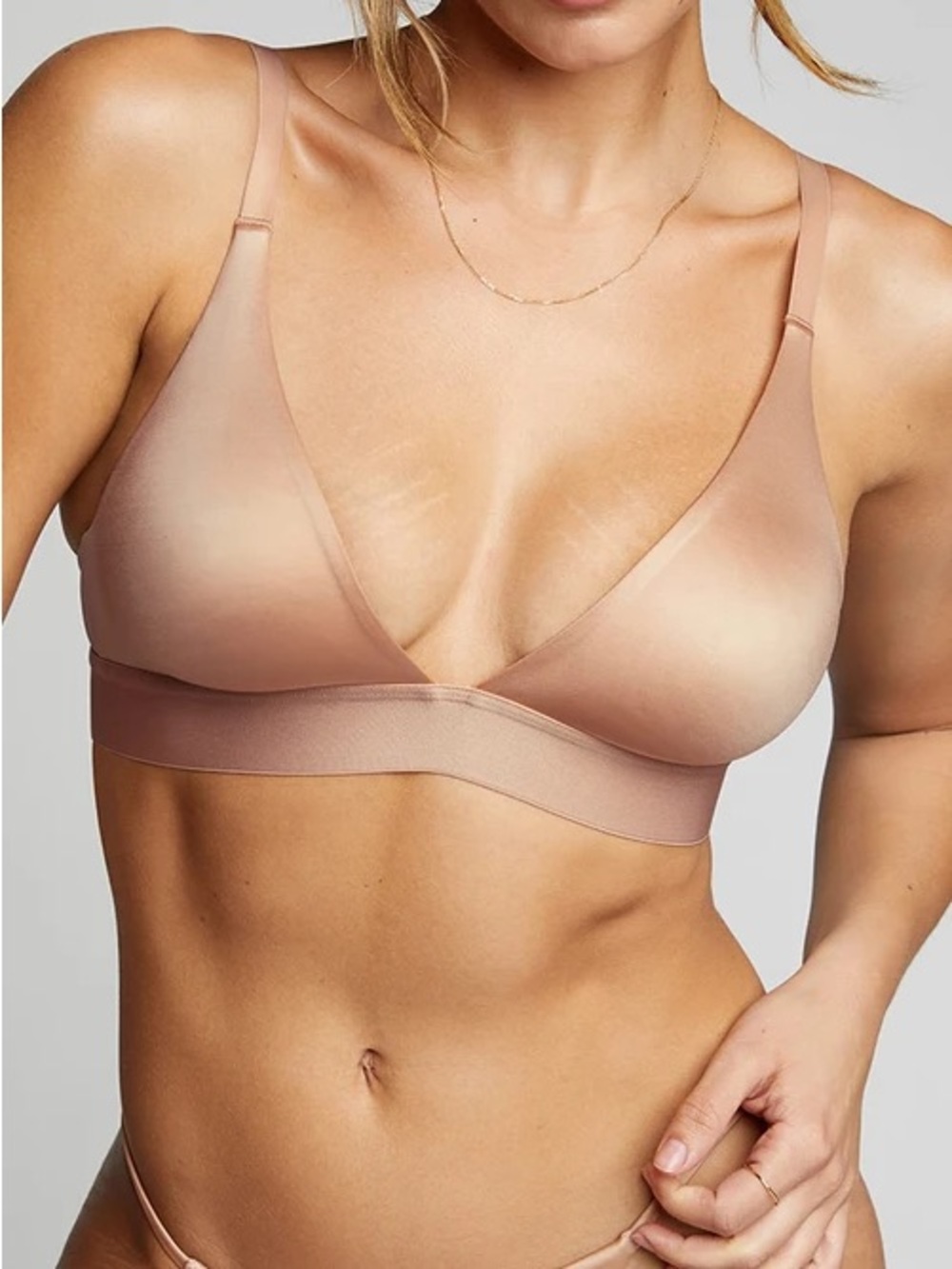 Negative buff color wire free bra